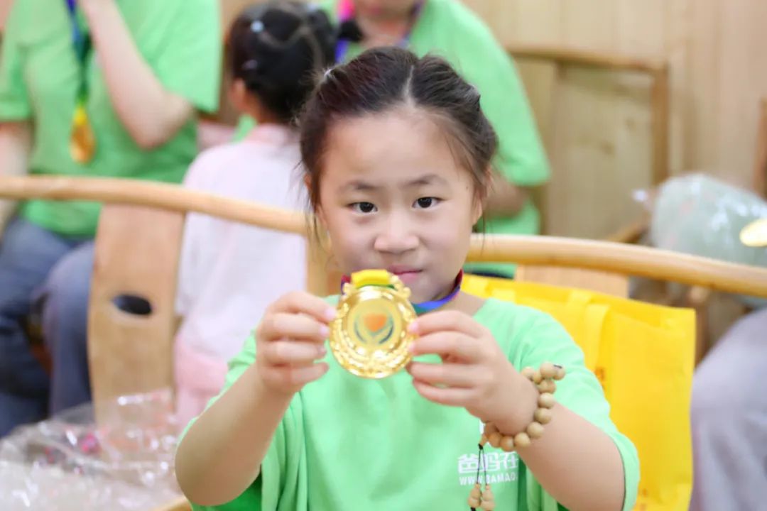 沒想到，這是9歲小女孩來爸媽在線學(xué)習(xí)的收獲！