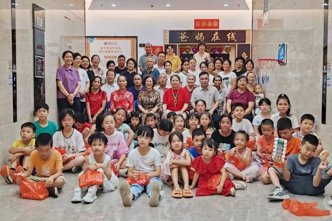 勿忘國恥 吾輩自強(qiáng)——南寧爸媽在線中心愛國主義教育親子活動點燃家國情懷