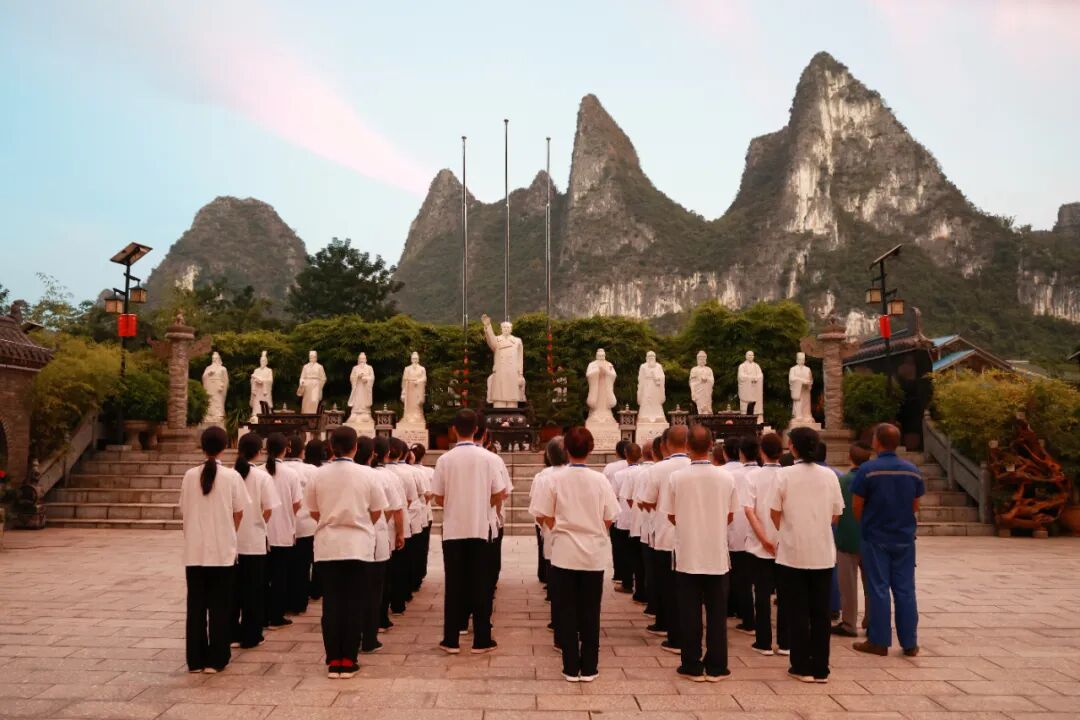 1759396078765406.jpg 1759396078765406.jpg