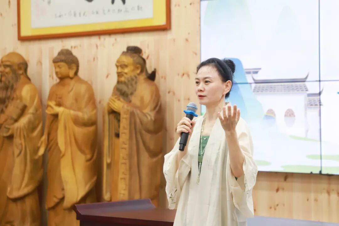 1760660340931379.jpg 1760660340931379.jpg